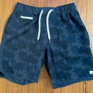 Vuori Mens Palm Tree Shorts Small
